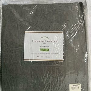 BNIB Pottery barn linen drape curtain